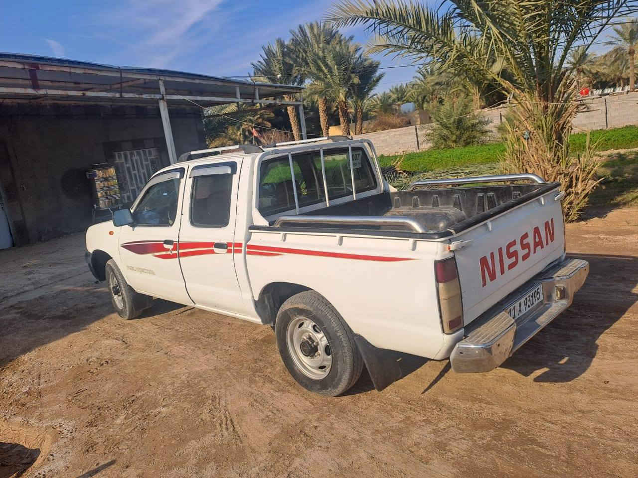 للبيع نيسان موديل ٢٠٠٧ رقم بغداد بسمي مجددة لحد ٢٠٣١ عنوان واسط الزبيديه ***********
