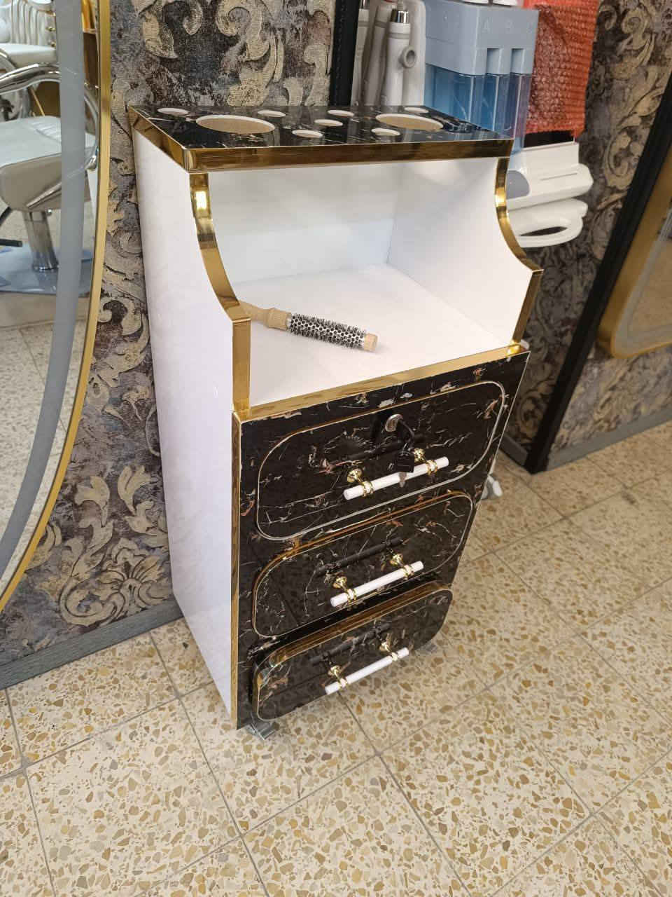 كومدي حلاقه 
للححجز والاستفسار مراسله صفحه 
يتوفر خدمة توصيل لجميع المحافظات


**إذا كنت صاحب هذا الإعلان وتريد حذفه لأي سبب، رجاءا أرسل رسالة إلى الدعم الفني**