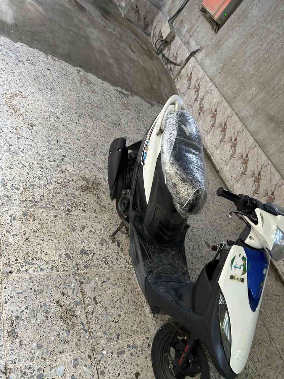 السلام عليكم دراجه ماكس عدله نضيفه وكلشي بيه شغال العنوان بغداد حي جميله ***********
