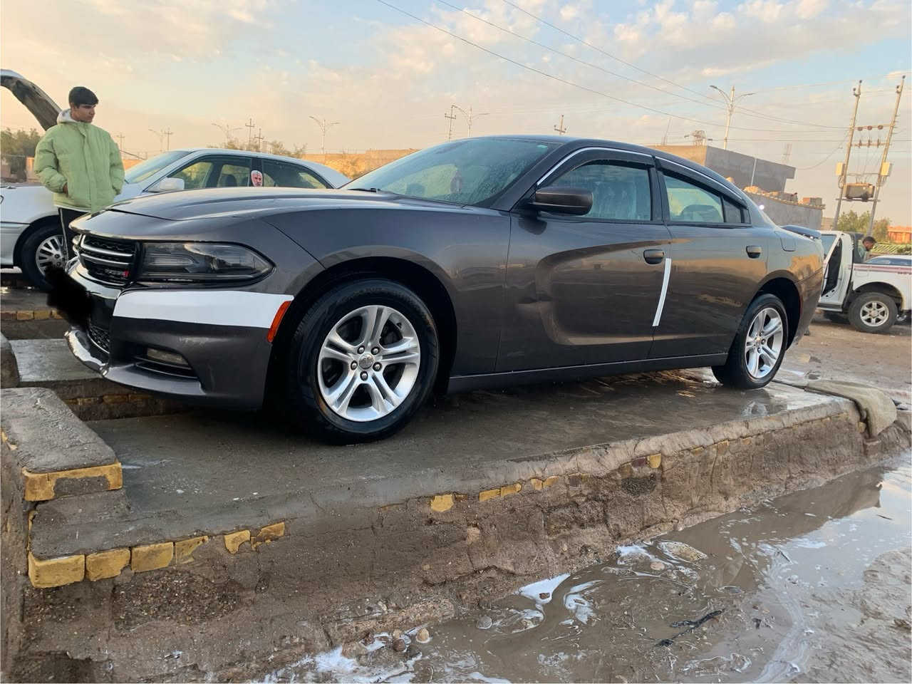 سلام عليكم جارجر للبيع معلايه ٢٠٢١  وارد كندي بيها قطعتين بدون دواخل بدون ايرباك سياره حيل جديده مكينه كير كفاله حداديه جديده تحويل مباشر باسمنه تخم تاير جديد سياره مناقصها شي سعرها ١٦٠ وبيها مجال للشراي مكلف بلنشر اتصال فقط‬  شراي يتصل فقط

‭٠٧٧٦ ٦٣٥ ٥١٢١‬
