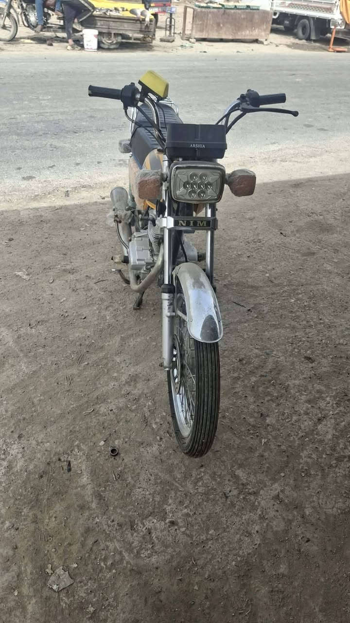 للبيع موديل 18اوراق اصولي تعمير 25 مكان واسط الحرار 
***********
