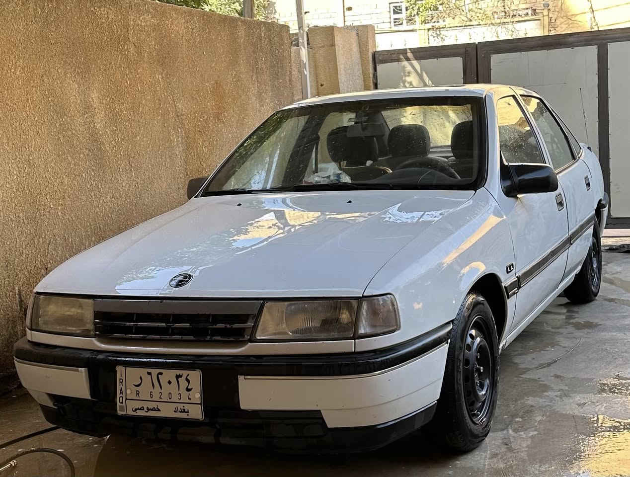 سلام عليــكم….
أوبل فكــترا موديــل92 ((الماني اصـــل))سياره بيها بارد الي مئشر وخياس بلجامرلوغلات قليلات الباقي كفاله عامـــه محرك بلادي مالتها شرط مامفترح1800بس بيها تبخير قليل الكير البلادي كير عادي كفاله مامفتوح السياره كفــاله عامــه من الصبـــغ بدون قطره صبغ السياره ع ايدي من 2004 ولحد الان اني المالك والحائز والمستورد اول بيعه تنباع سياره مال بيت ع ايد وحده السياره ماشيه تقريبا 322 يعني بلنسبه لموديلها شي كلش قليل  السعر 47 وبيها مجال قليل 
مكان السياره بغداد الجزيره السياحيه
هـ***********
