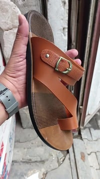 شحاطه رجالي موديلين كل موديل 3 الوان  الكارتون 12 قطعه  اسود  عسلي  بي...