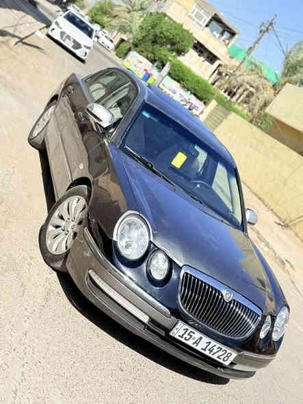 سلام عليكم كيا اوبيروس خليجي 3300 V6 دوش
فول موصفات عده بصمه 
حساس امامي خلفي 
ليت زنون يصعد وينزل
فتحه 
كشن كهربائي
اشاير ب مري +مري كهربائي
تبريد قطعتين 
شاشه +كامره دوراه
سماعات انفنتي
سياره جاهزه تدفه تبريد كير مكينه خير من الله
سعر 82 وبيه مجال مكاني بغداد العبيدي
***********
