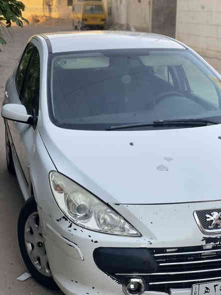 السلام عليكم 
بيجو 307 موديل 2006 
رقم بغداد باسمي 
الشواصي مكفوله 
منظومة تبريد جديدة ثلج ❄️ 
محرك حاوية جديد 
كهربائيات بلادية بدون جطلات ( مملعوب بيها ) 
الداخل جديييد ( كشنات ، دشبول ، بطاين بوب ) 
السيارة جديدة كلش ونظيفة ناقصها بس حدادية يرادلها ادامة
مكان السياره بغداد الرصافة 
السعر :62 ورقة وبيها مجال بسيط 
الرقم : ***********
