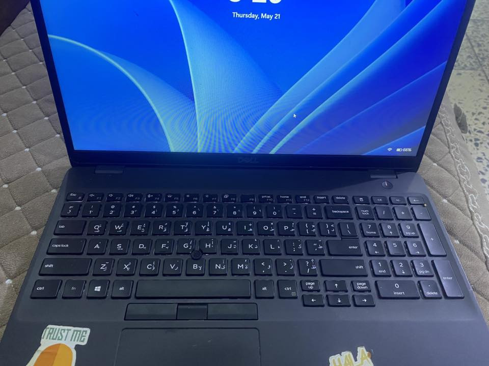 السلام عليكم لابتوب dell windows 11 
معالج core i5 الجيل الثامن 
مواصفات الابتوب بلصوره ونظيف ومابي اي غلطه كيبورد عربي نكليزي  وبي مجال مستعجل علي 
لجاد يجي خاص ويتدلل
مكاني بغداد  للاستفسار ***********
