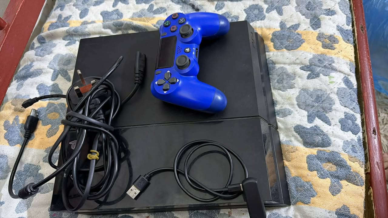 بلي فور مهكر فلاش نظام 11 بي 6 العاب من ضمنها بيس 2026 وفيفا 2018 وكراند ملحقاته كامله 
مكاني مدينه الصدر 
220 وبي مجال للقريب عليه ***********
