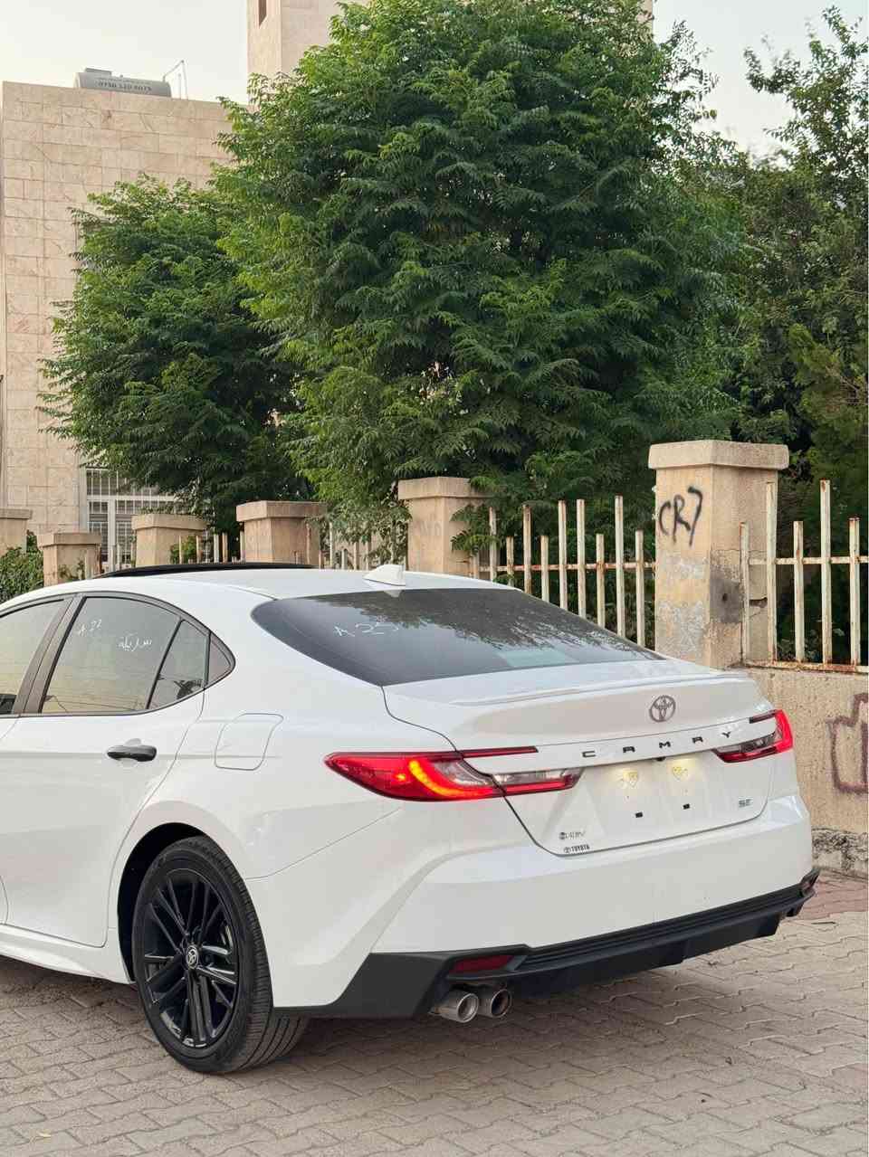 بسم اللّٰه الرحمن الرحيم
بەناوی خودای گەورە 
Toyota camry 2025 hybrid
تۆیۆتا کامری مۆدێل ٢٠٢٥ هایبرید
مواسەفات  SE Plus 🔋
چوار مۆدی لی خورین
Eco Normal Sport EV
گێر ئۆتۆماتیک گێر لە سوکان گێر سپۆرت کوشن کارەبای کوشن جلد بریک بەسمە ئەوتۆ هۆڵد 
ناو کریمی  سەیارەکە زۆر زۆر جوان و پاکە گیر مەکینە کارەبای هەموو گیانی بە شەرت 
سەیارەکە ٧ مایل ڕۆشتتووە زۆر زۆر جوان و پاکە کامیل سیرفزی بۆکراوە کارپلەی تەحدیل سورحە شاشە کامیرا لایت لید و حەدەسە
ڕادار بەردی سالەنسا بە شەرت 
سەیارەکە دوو پارچە بۆیاخە 
کەمیک ناوی گرتوە   
 سەیارەکە توند و تۆڵە هەموو شتێکی بە شەرت چوار تایە و ویلی لۆکی لە ژیرە هەموو شتێکی بیلادیە و بەشەرت پاتری هایبرید هەموو شتێکی بە شەرت 
سەیارەکە رەقەم کاتیە بە شەرتی رەقەم کردن 
ناونیشان ڕانیە حاجیاوا 
فایبەر وەتس ئەپ 
*********** السليمانية, العراق
