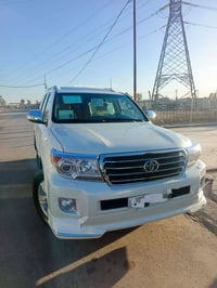 بيع مستعجل  لاندكروز 2012 موصفاتGxrفول مواصفات محرك8سلندر 4600 كشنات ج...