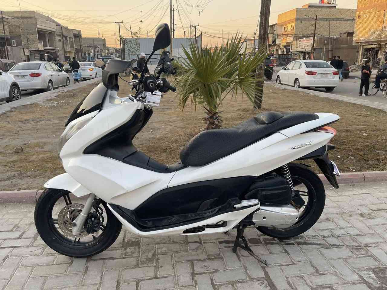 شباب بس سي اكس جيل اول بلاديه مكفوله كله شغاله سعر1200 رقمي ***********
