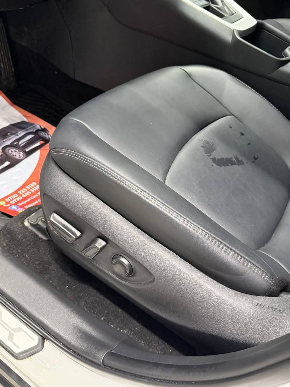 🚗 تويوتا راف فور 2024 – فئة بريموم 🔥
محرك اقتصادي قوي مع نظام دبل (AWD) – ثبات وأمان بكل الطرق  
فئة بريموم – فول مواصفات داخل جلد كشن كهرباء 
كشن ميموري 
سقف سلايت 
لايت لد 
ويل كب كروم 
صندوق كهرباء 
تحكم ستيرن 
الصبغ جاملغ وربع بونيد 
صور حادث مرفقه 
بدون رقم تترقم جميع محافظات كردستان 
السعر 235 🔥
المكان اربيل 📍
للتواصل ☎️
***********
