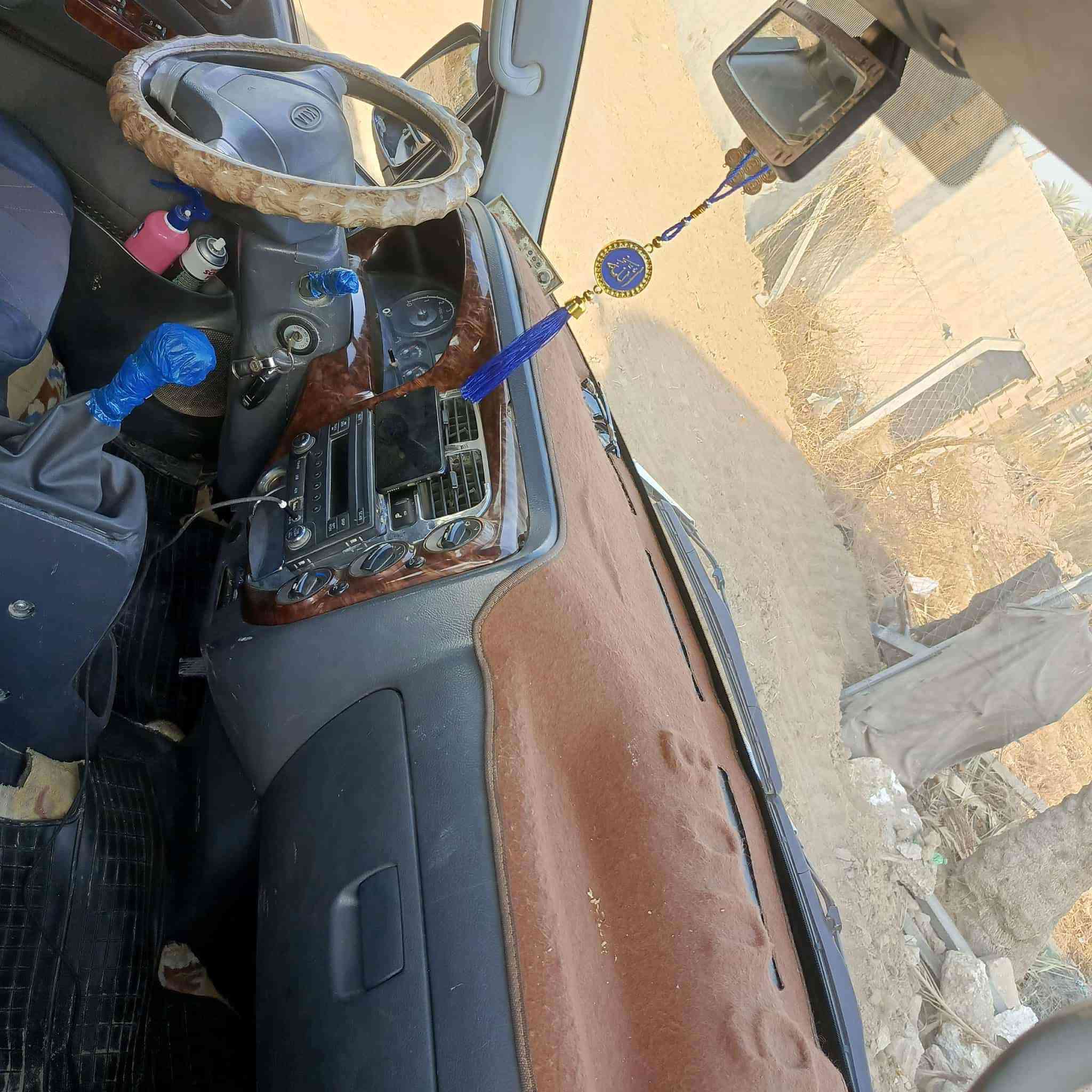 سلام عليكم كيه حمل دبل قماره البيع موديل 2007السياره جاهز من كلشي رقم كربلاء بسمي،سنويه،جديد 30حدادبه جديده محرك لاتبخير ولاتنقيص مكان كربلاء المقدسة نتصل وأبيك خير وتدلل***********
