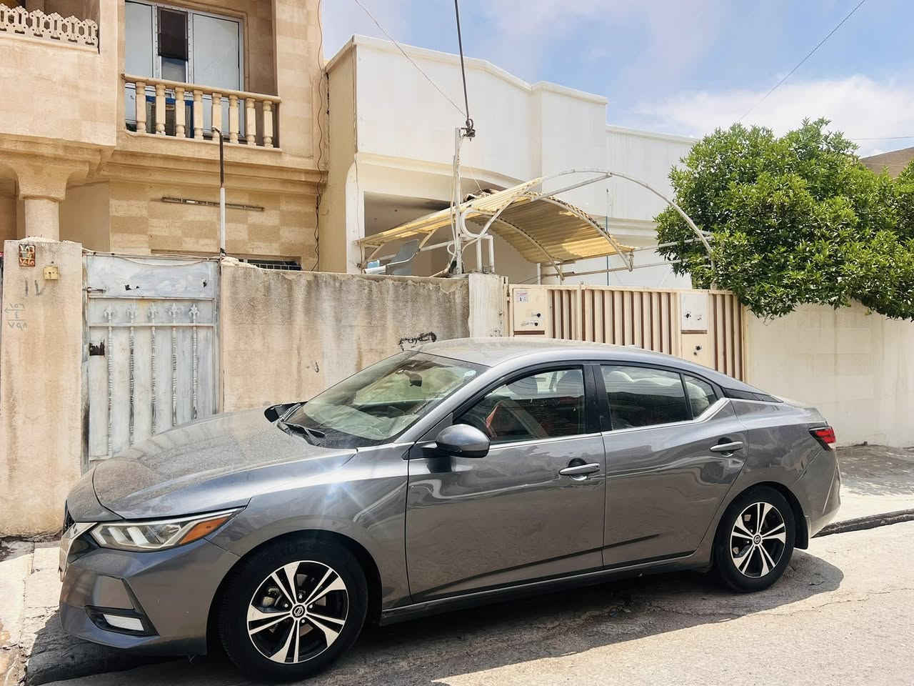 نيسان سنترا موديل 21موصفات sv سياره بدون صبغ فقط بارد بيها 4 مكانات محرك كير شرط سنويه جديده هزه فحص كله جديد تبريد ثلج  ماشيه 75الف   سعرها 130 مكان سياره اربيل زانكو   وترهم مقدمه زينه وباقي اقساط حسب السعر وحسب الاتفاق 
***********
