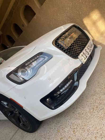 السلام عليكم مكلف بالنشر 
اوباما 2023 فول مواصفات 1/1 
خليجي وكالة هارلم 
بيها البنيد مفتوح 
بانوراما 
حساسات إماميه خلفيه رادار امامي 
برده خلفيه كهرباء 
دخول ذكي بصمتين 
خزن ميموري 
كشنات تدفئه تبريد هواي بعد مواصفات 
سعر 368 بيها مجال 
استفسار اتصال ‭٠٧٧٢ ٤٢٩ ٤٧٥٣‬
