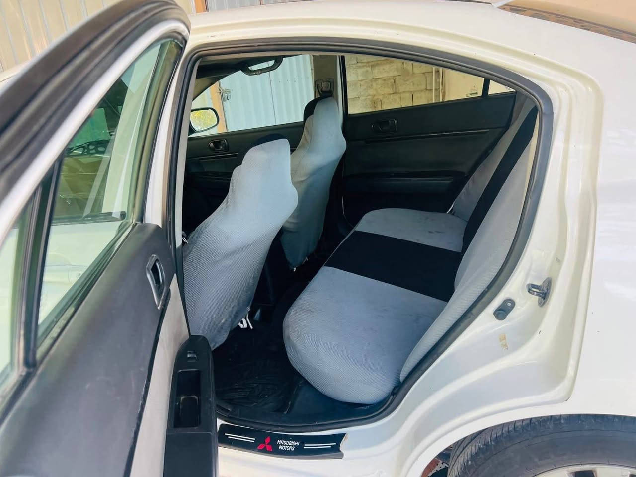 للبيع مسبوشي شركه القواس بدون تحويل وكاله كير محرك شرط جدد وتبريد ثلج غرفته جديد موديل 11مكان صلاح الدين الضلوعيه السعر 45وبيه مجال ***********
