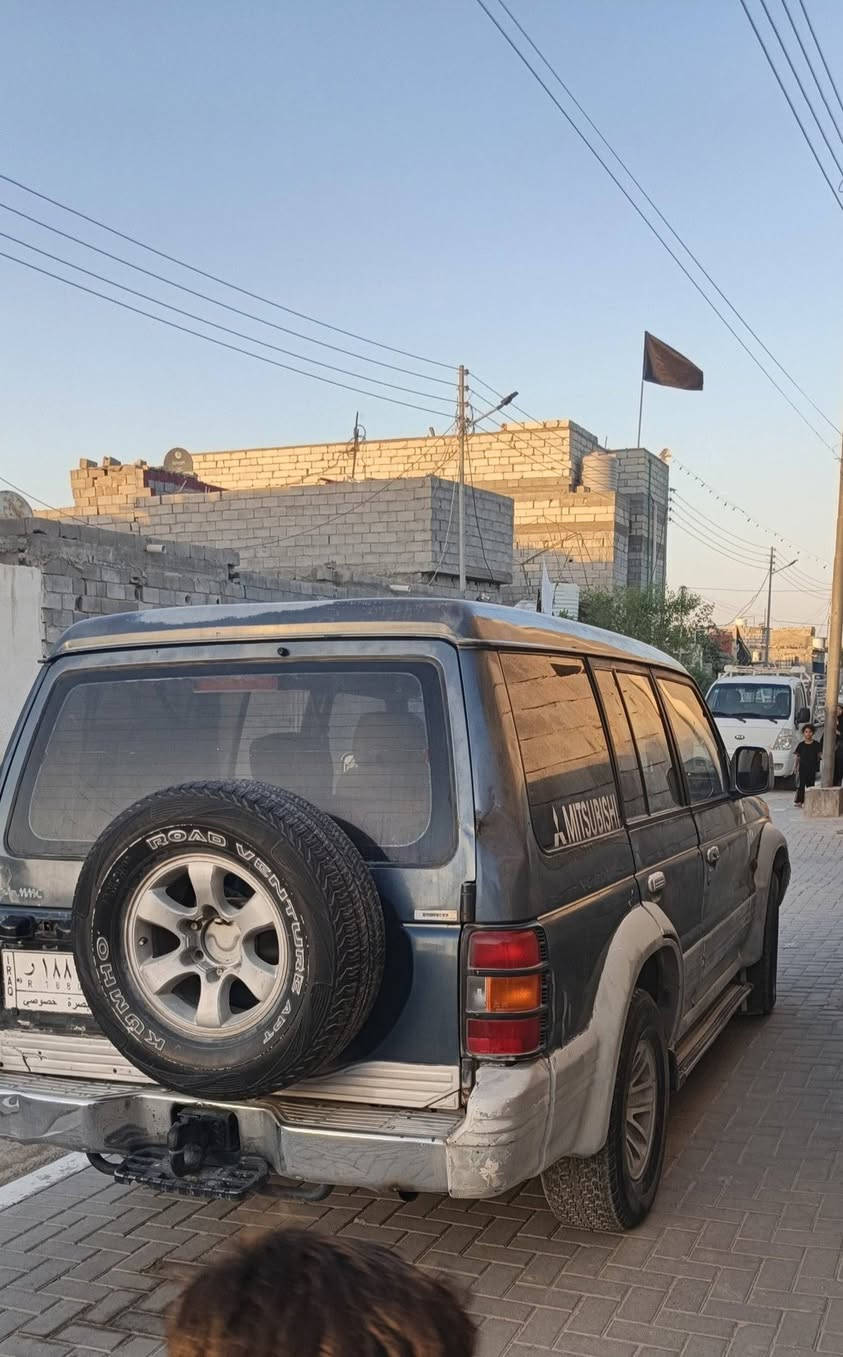 سلام عليكم اخوان سيارة باجيرو مديل 1995 سيارة نضيفه دواخل نضيفه بسمي   بيع فقط 
الاستفسار انتصال***********
***********
