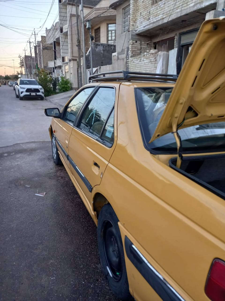 بيجو 2015 مكفولة من صبغ وتبديل مال جناي وبسمنة رقم بغداد كاملة رقم هية كاملة من كلشي
سيارة متواجد بل بنوك والبلديات ***********
سعر ٥٢ وبيها مجال سيارة خير من الله وكبل الشغل سيباية مو وياهة
