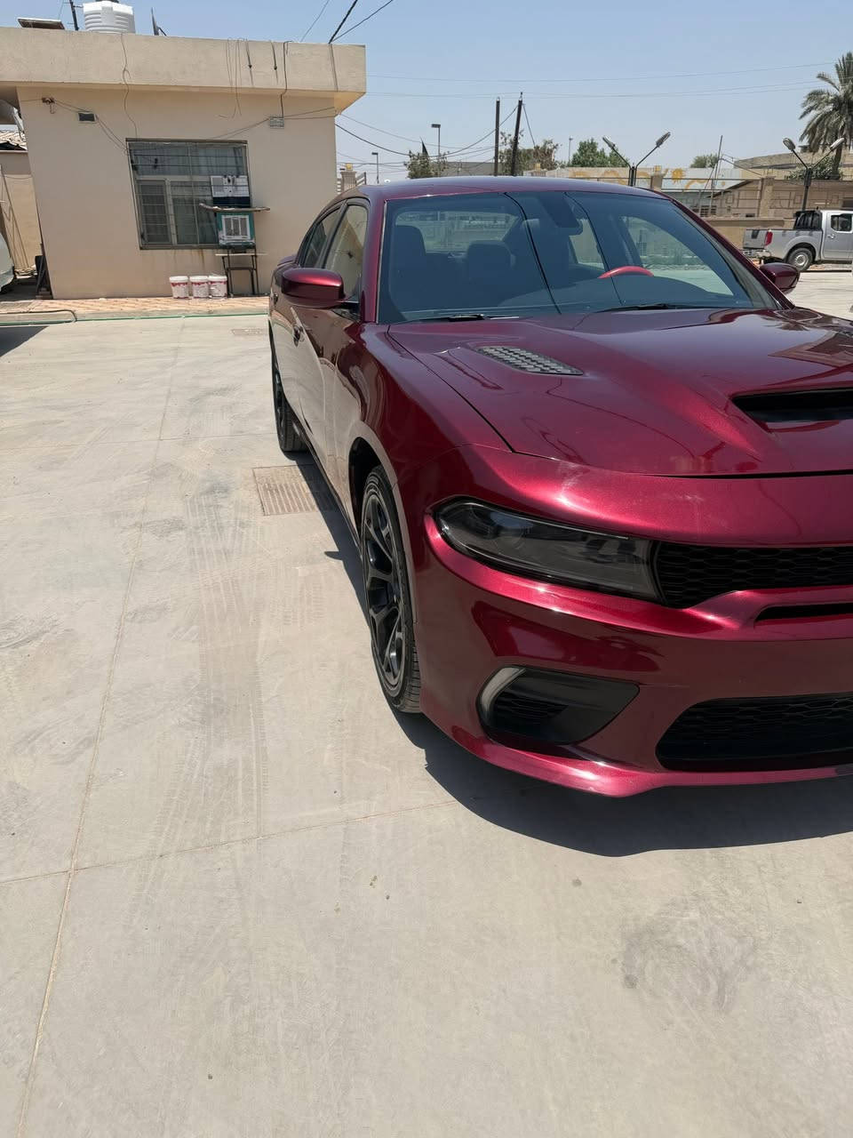 جارجر موديل 20 حادث امريكا مرفق بالصور محرك 6 تو ويل  فئة السياره sxt بدون فتحه محدثه جيتي رقم بغداد بسمي تحويل ثاني يوم ماشيه 121 السعر 183 ورقه مكان السياره بغداد للاستفسار ***********    ***********
