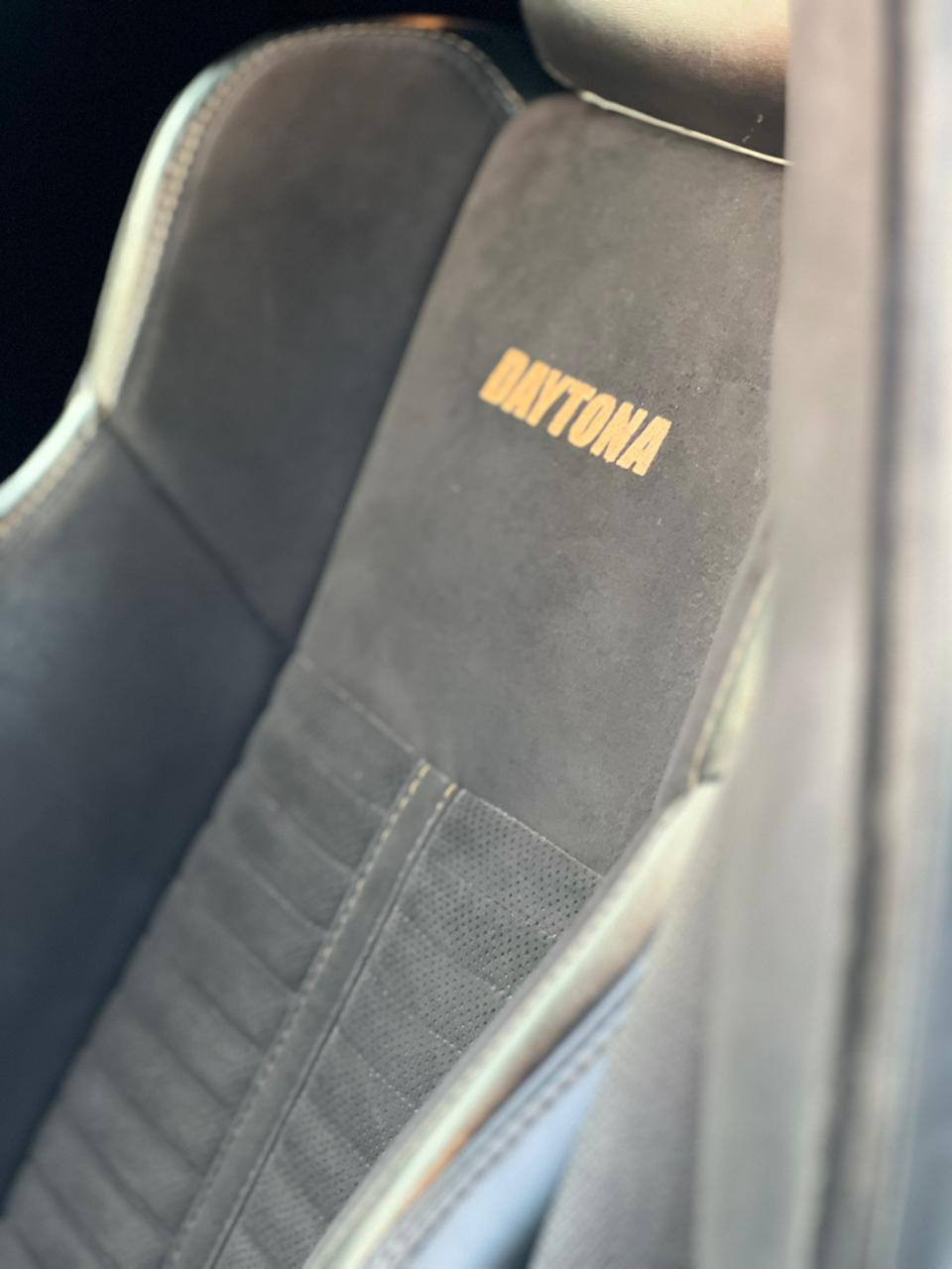 من رخصة الادمن جارجر موديل  17 SRT كفاله عامه حادثه فقط،دعاميه اماميه رقم اربيل بسم شركه فول مواصفات 1/1 عنوان البصرة ***********
