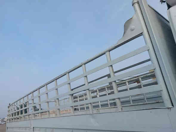 سلام عليكم  محجر بوري تفصال ثقيل طول ٧٢٠ ارتفاع الصدر ١١٠ ارتفاع المحجر ٧٥ مكاني بغداد ***********
