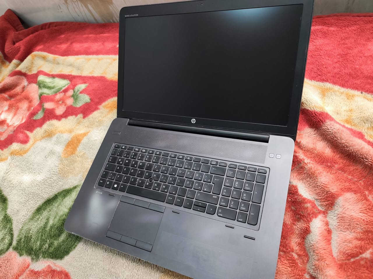 💻 HP ZBook 17 G3
المواصفات:

معالج i7-6820HQ

رام RAM 24G ddr4

ذاكرة1.4T
(مشتريلة 1T ssd)

شاشة كبيرة ومريحة

الأداء:يشغل ألعاب متوسطة و ممتاز للعمل

الحالة:

شغال 💯 

نظافة 💯 

بس مشكلة 1 بي 
كرت خربان فقط الجهاز باقي شغال

استخدام شخصي

💰 السعر: 420 (قابل للتفاوض البسيط)📍 الموقع: (بابل٫المهندسين)


**إذا كنت صاحب هذا الإعلان وتريد حذفه لأي سبب، رجاءا أرسل رسالة إلى الدعم الفني**