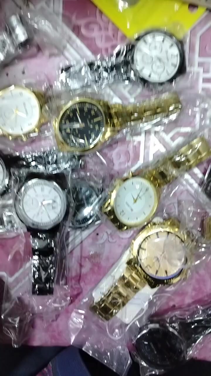 معرض نبع الفرات للتجاره العامه جمله ومفرد 
عرض للشباب
عروض العيد يمنا قويه
وفرنا لكم تشكيله م̷ـــِْن الساعات الشبابية الرجاليه
تركي موديلات قويه
سعر القطعه ب4و500
العنوان سوق المحاويل قرب السوق العصري قرب مكتبه القلم يتوفر خدمه توصيل ***********
