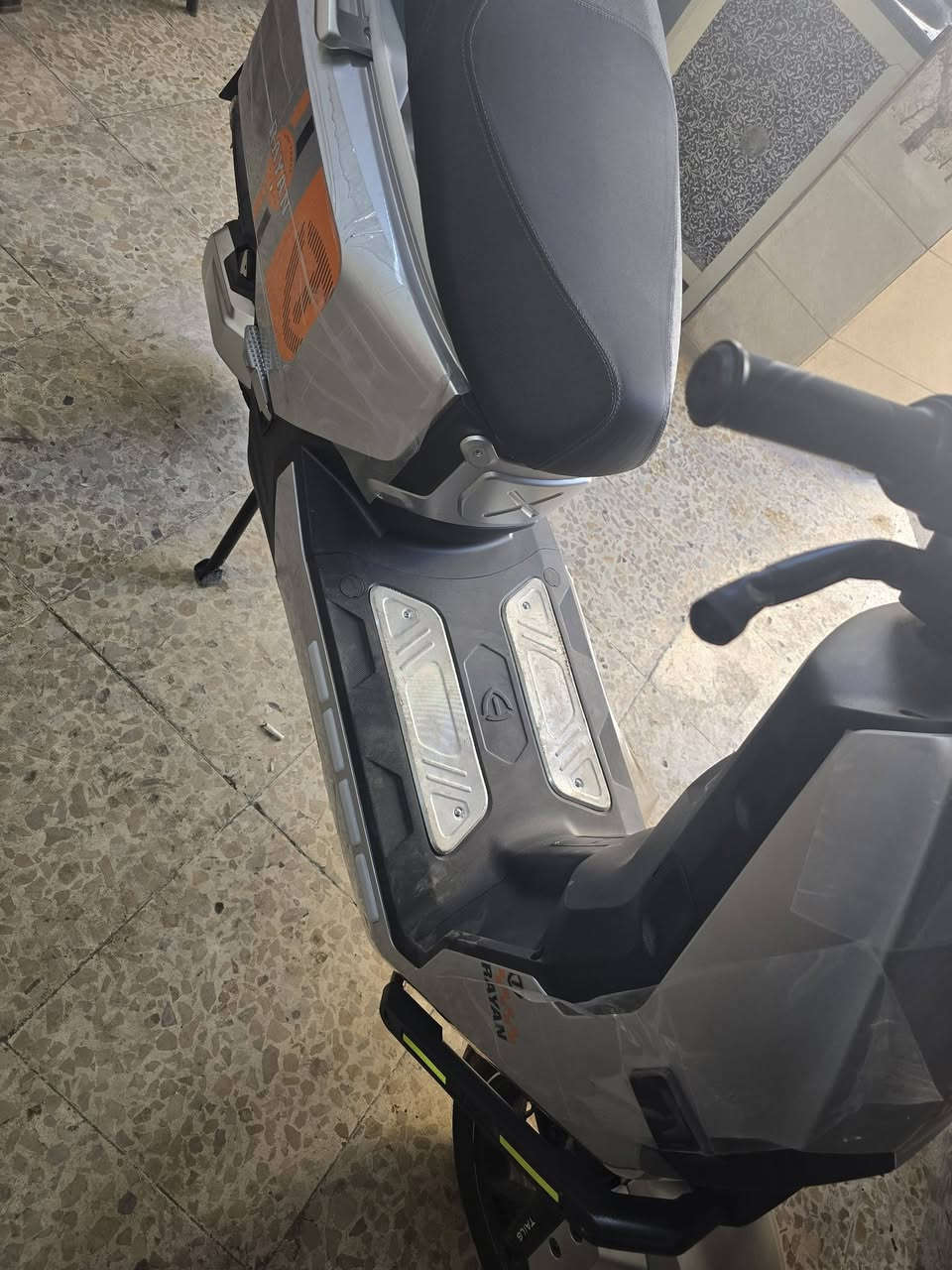 دراجه شحن لبيع اليحب يتصل زيرو ***********
