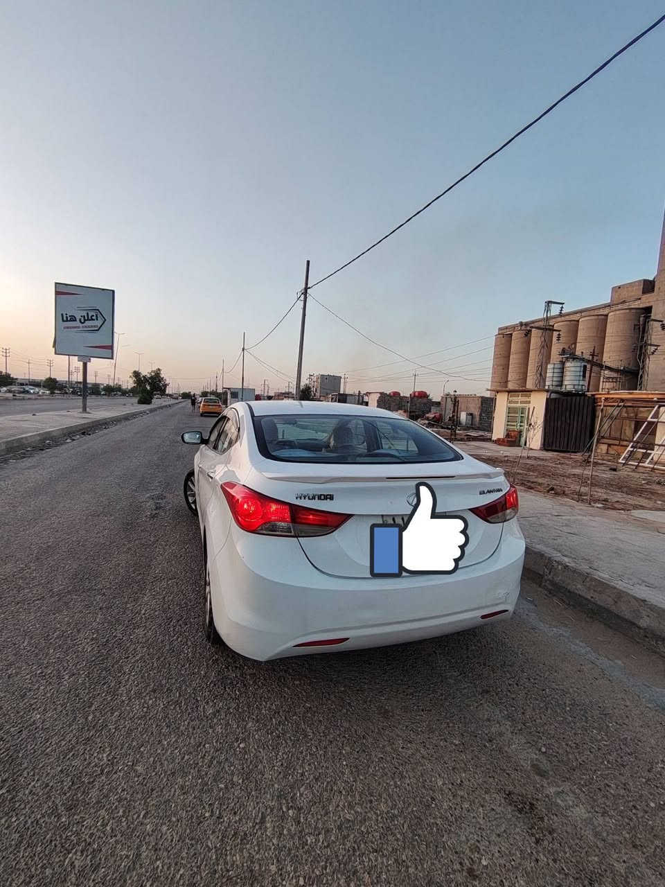 السلام عليكم
سياره لانتره 2013 خليجي 
رقم السياره اربيل 
المحرك 1800 
فتحه 
اشاير بل مري 
شاشه 
السياره احله بل واقع 
السونار موجود 
***********
