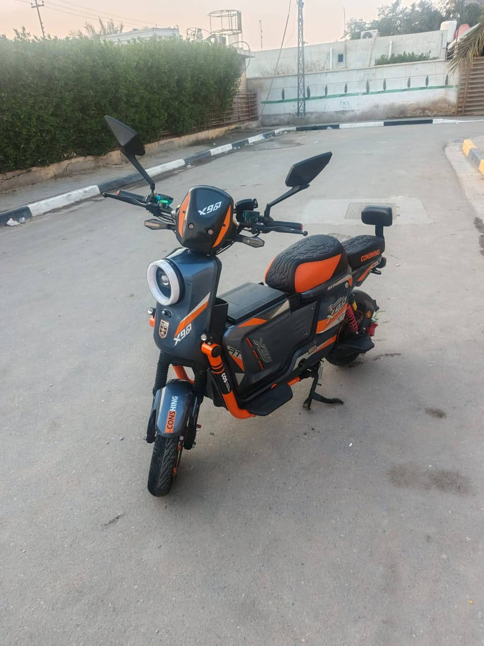 سلام عليكم
دراجة شحن X900GT للبيع 
بوكس 
موديل 2025
مكفولة من كلشي 
بصمتين وسويجين 
اشاير لايت عالي ناصي 
شاشه عداد ذكيه 
نشرات 
هورن 
انذار سرقة 
قفل ستيرن 
ملف 2000واط
✨✨ علماً أن الدراجه 6بطاريات✨✨
بطاريات مكفولة 
البطاريه 33 
وبيها بعد هواي مواصفات 
6بطاريات والشاحنه مال 6بطاريات 
علماً انه مكلف بلنشر 
رقم راعيها ***********
مكانه جمعيات 
رايدها 625وبيها مجال
