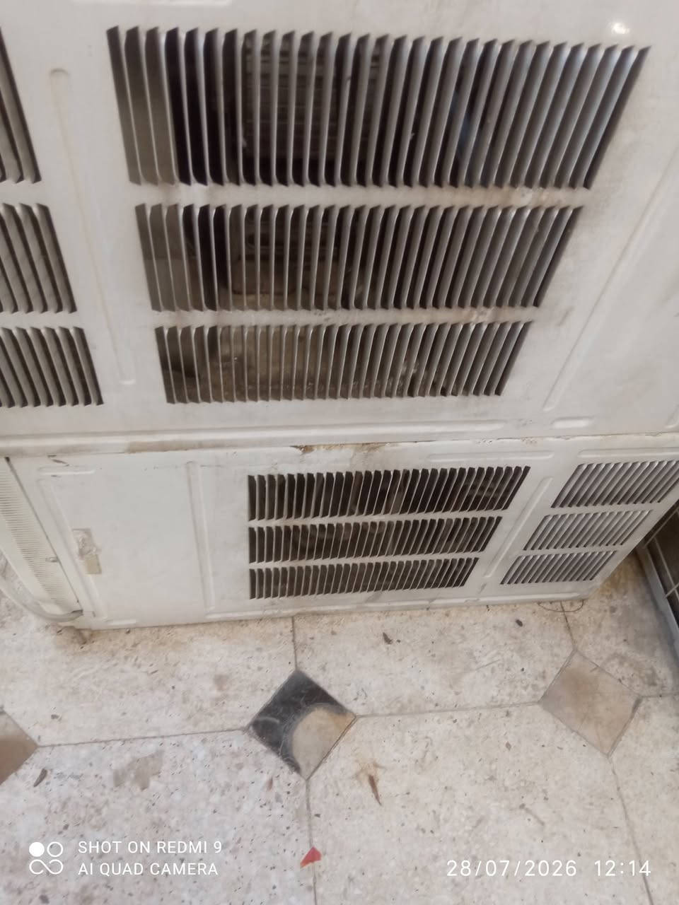 سلام عليكم
مكيفات عدد2
حجم 2طن كل واحد
نوع توسوت
مكان القاهرة 
نضيفات وشغلات 
سعر الواحد250قفل
***********📞
