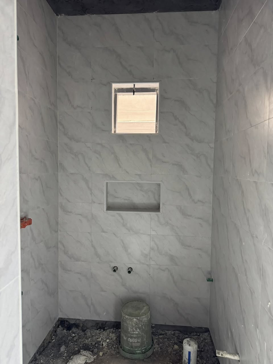 سلام عليكم خلفه سيراميك مرمر وكرانيت وبور سلين ولوح وبايات درج متفرغ حاليآ  فقط داخل كربلاء اتصل وخادم ***********
***********تحب تشوف الشغل  راسلني واتساب
