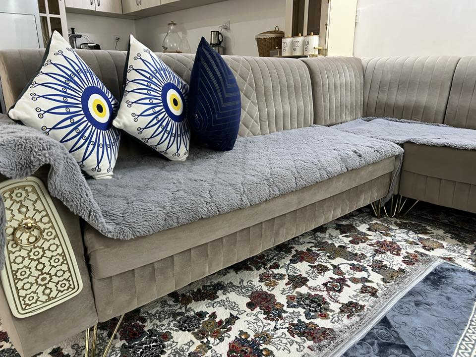 قەنەفە
١٠ نەفەری
سلێمانی
١٣٠
***********
