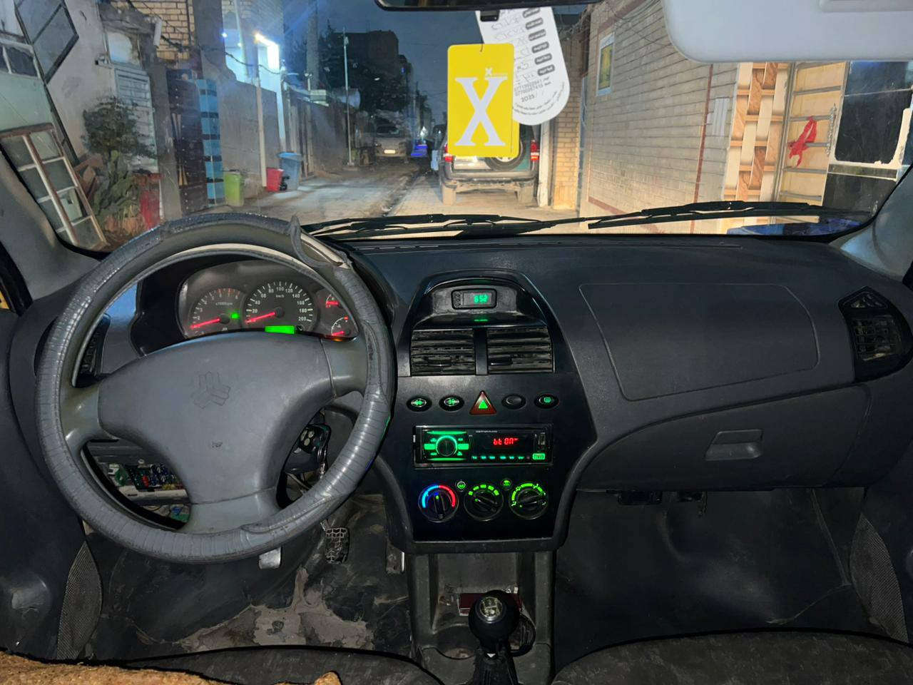 سلام عليكم سياره طيبه مديل 16 السياره مفتوحه مكينه مجفت وكير او مكينه خير من الله السياره بس كشره تعبان وهيه كدامكم العلوان بغداد الشعله ول سعر 31 وبيه مجال بصيط ارقم ‏‪***********‬‏
