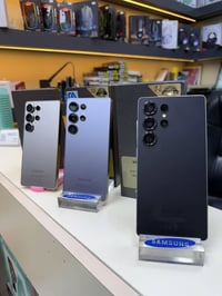 سامسونك S25 Ultra بثلاث الوان  بحالة الوكالة نظافه 100  ذاكرة 256  بغد...