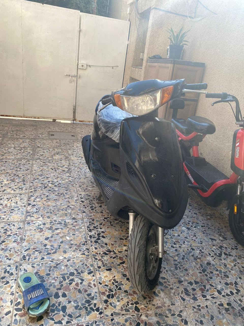 سلام عليكم ورحمه الله وبركاته عندي دراجة ماكس قجمة مال رمبة دراجة ماصللة من نازلة من ارمبة ادراجة احلة من الصور كهرباء كلة شغال تشتغل سلف وهندر ختم واحد وية المكينة العنوان الدورة ابو دشير هاذة الرقم وسعر علة هاذة الرقم***********
