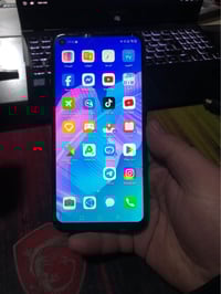 هواوي ٧ • ٦٤ • شاشة مشروخة