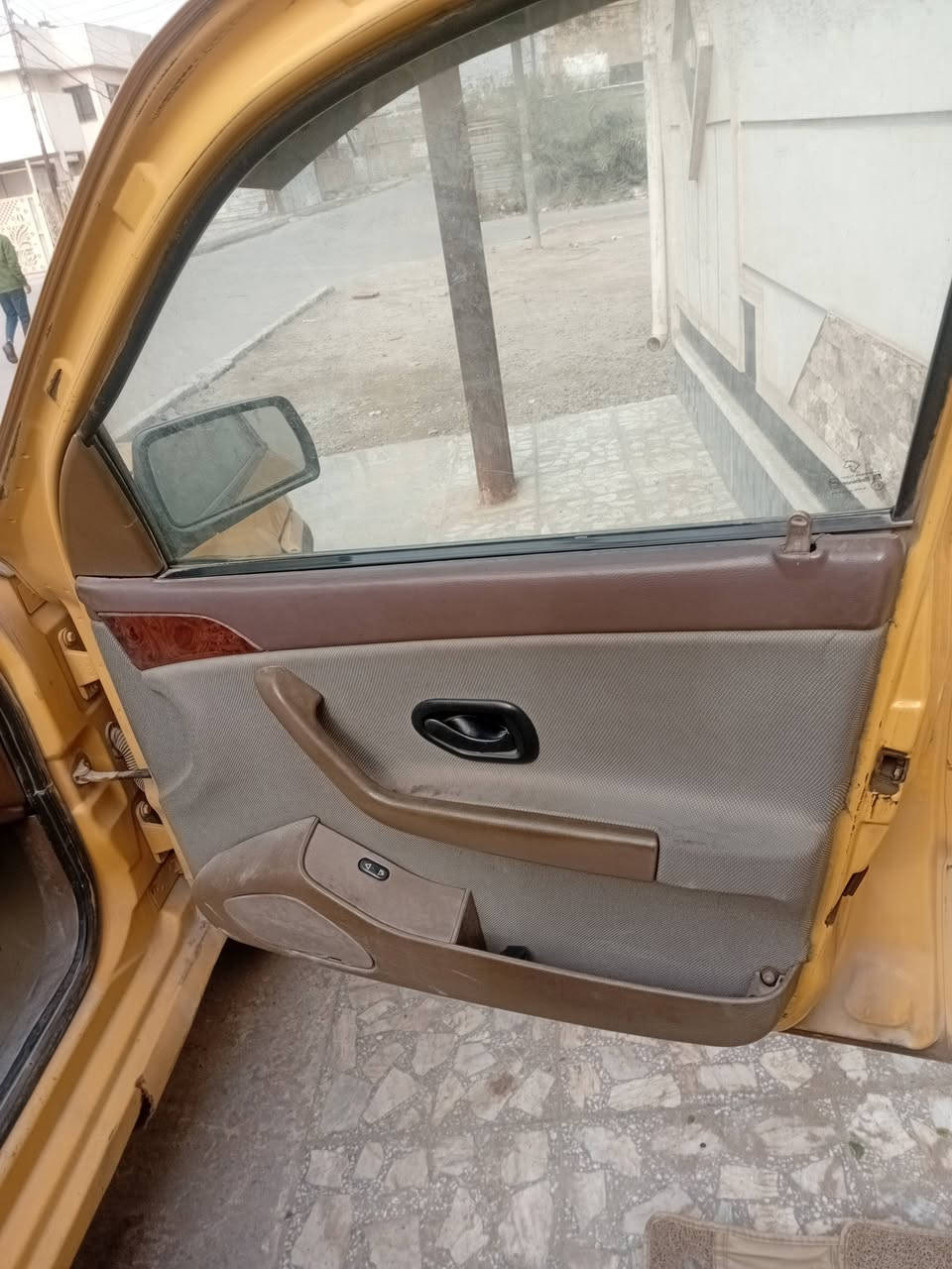 السلاام عليكم سمند البيع
سمند ٢٠١١ 
سنويه جديده
مشروع وطني
السياره ب اسمي 
غيررررر متواجد على الفيس
رقم الهاتف 
***********

