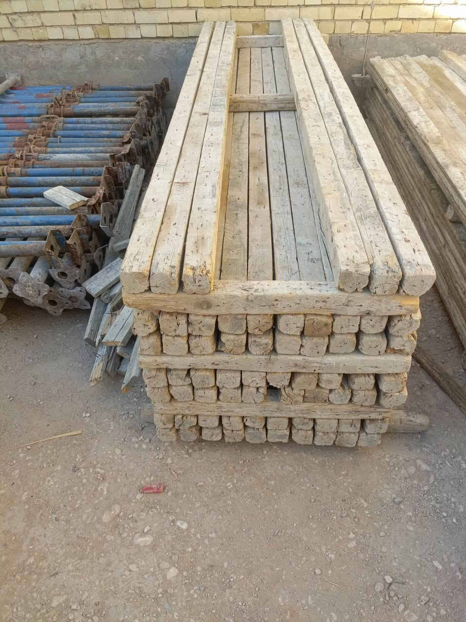 سلام عليكم سير ابو تلاثه مكعب واحد والوح ابو متر للبيع مكان كربلاء،***********
