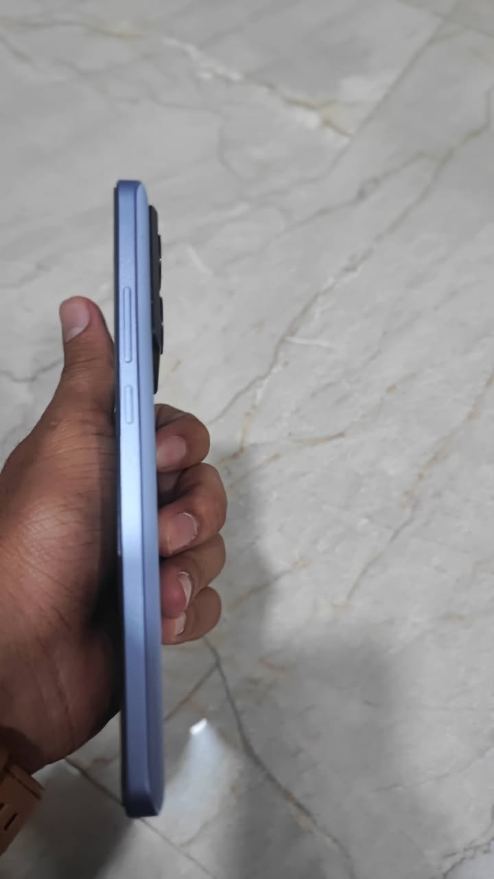 شاومي13 proT 
لون بحري 
شاشه هيرتز144
120فريم ببجي
جهاز نظيف اخو الجديد
بدون ملحقات فقط كفر
السعر400 قفل قفل قفل
المكان حله شارع 100
الرقم ***********

