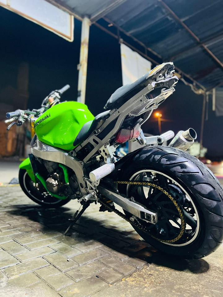 سلام عليكم دراجة كاوسكي ٦٣٦ دراجة مال لعب وبيهة كومة غراض كدام عينك ومكينتهة خير من الله مكانهة بغداد البياع ***********
