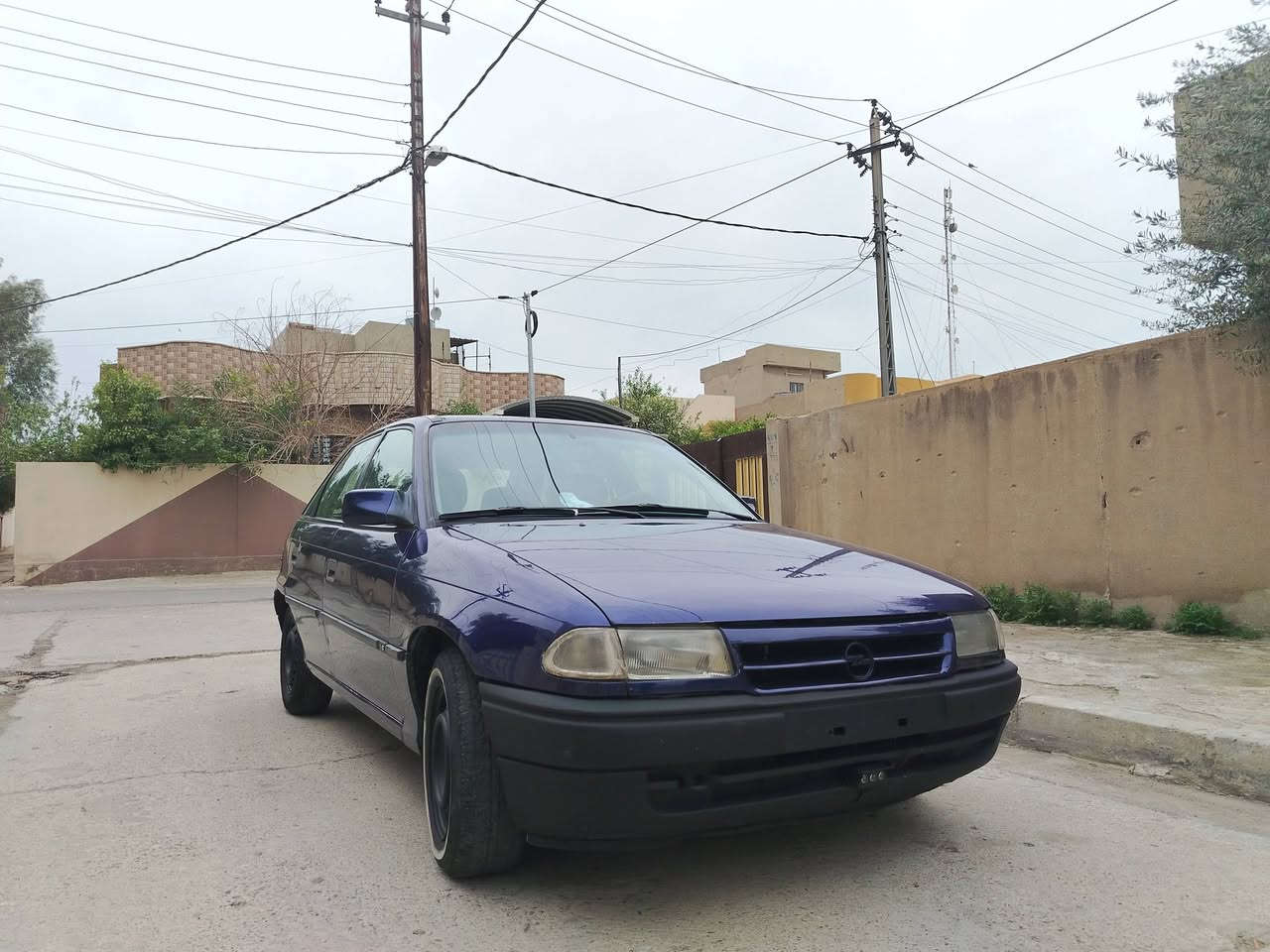 استره موديل 92 بدون صبغ فقط دوائر دوسات الرقم نينوئ دولي سنويه 31 محرك 16 شرط جديد گصه طخم جديد گير جديد سياره جديده
السعر 50
العنوان حي البكر 
***********
***********
