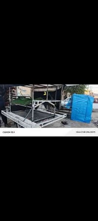 بەناوی خوای گەورە  ئەم چەمچەی بەقاڵیە بۆفرۆشتن شتیکی زۆر جوانو مەزبووت...