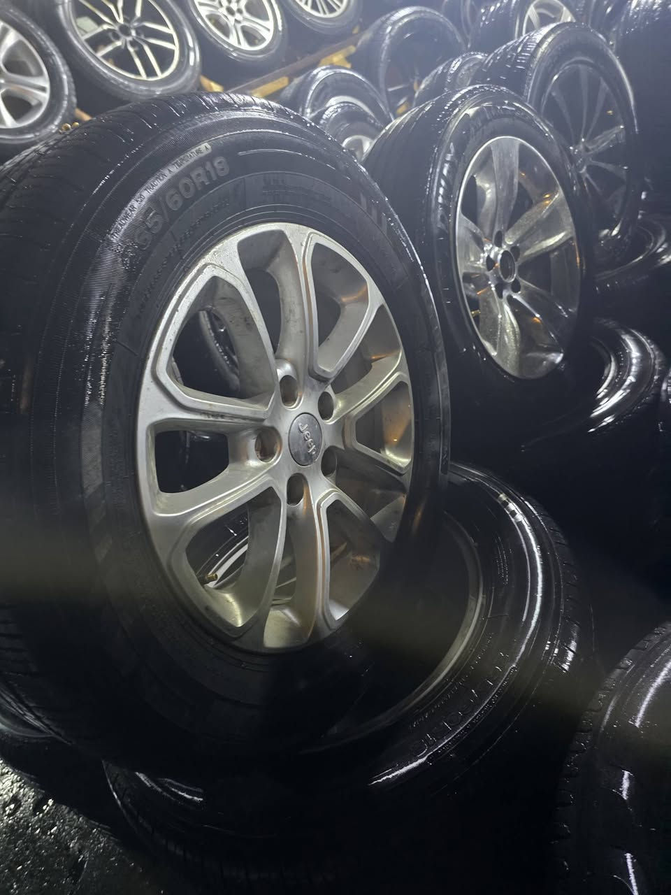 سلام عليكم شباب خدمات قيصر البهادلي ترحب بكم دائمن بيع وشراء مراوس جميع الوياله صبغ حراري ضمان سنه ***********
