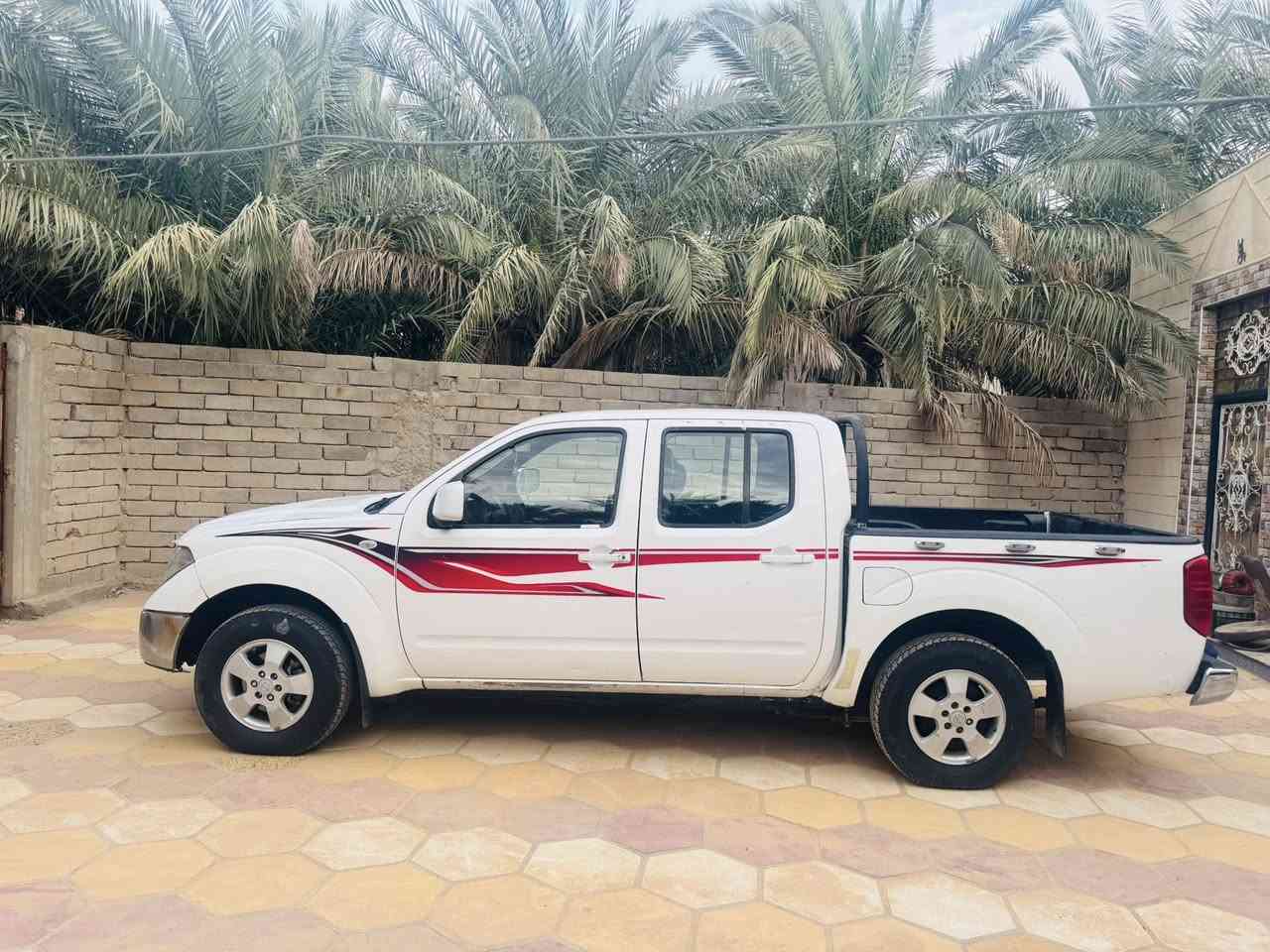نيفاره للبيع محوره ففيتي مكفوله من الضربه والكلبه كير ومكينه مكفولات شرط الفحص تبريد ثلج ارقام دولي سنويه ل 30 بأسمنه تحويل  حذاديه جديده سياره حلوه وجاهزه بدون نواقص
العنوان بصره قضاء المدينه بني منصور ***********
