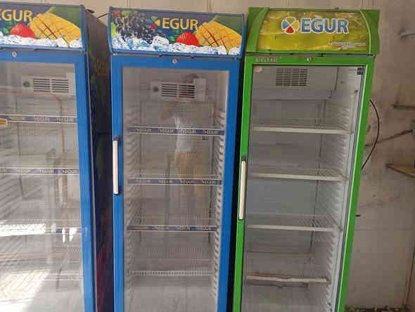 السلام عليكم عارضات للبيع السعر ،250 الوحده الشراي يتواصل ،***********
