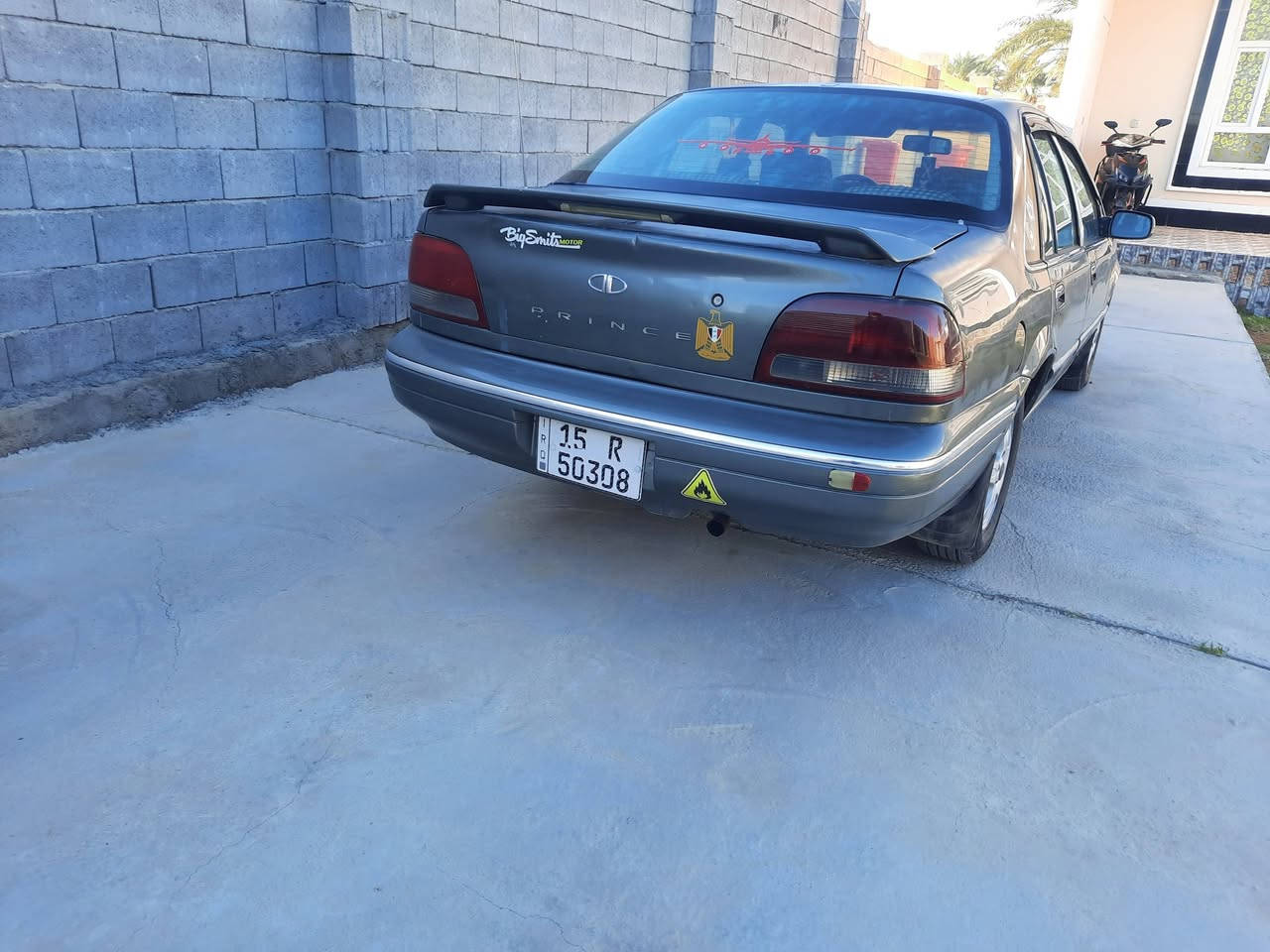 برنس ٩٦ بلاديه بيها جاملغ مرشوش وشويه بلباب رقم انبار دولي تحويل ثاني يوم السعر ٣٨ وبيها مجال قليل مكاني رمادي حصيبه شرقيه للإستفسارر
***********
