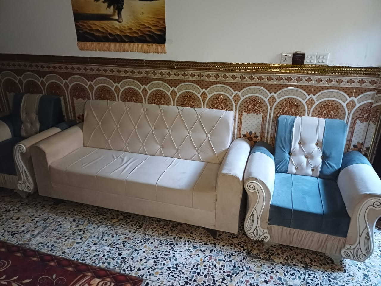 بيع قنفات عدد 20مقعد ثنين تختات نضافه90٪ ضغط عالي سفنج تركي نضافه وجه وضهر دوشمه نضيفه 100% اتصال الهاتف ***********بي واتساب مكاني بغداد
