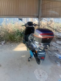 دراجة لبيع صار يومين من اخذتة سعر خاص عنوان جسر ديالى رقم 07712208585