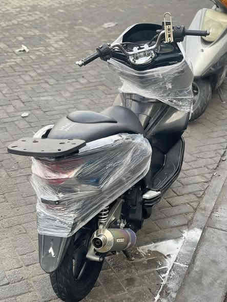 السلام علیکم دراجه بي سي اكس جيل اول ياباني مكينه 150 دراجه جديده جيب فيتر وفحصه حساسات كله شغاله حساس الاستاند وحساس الازدحام شغال   العنوان بغداد شارع فلسطين  السعر 12وبيه مجال رقم الهاتف ***********
