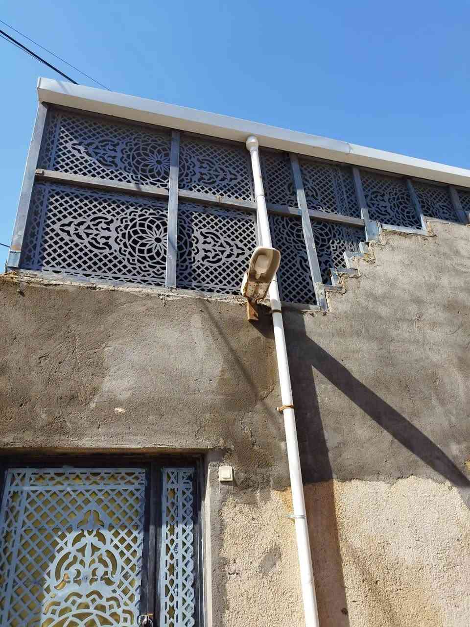 بيت البيع طابو زراعي عراقي اصولي المساحه 100 متر يحتوي البيت على قرفه وصاله ومطبخ وصحيات العنوان البصره ابو لخصيب كوت الحمداني شارع السراميك السعر 50 مليون وبي مجال الستفسار نتصل على الرقم *********** بي واتساب
